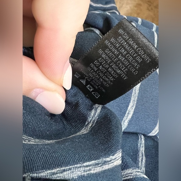 Men's Short Sleeve Moisture Resistant Navy/White Striped Activewear Golf Polo XL - Picture 2 of 6